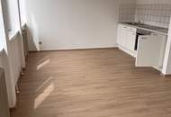 1-ZIMMER-STARTWOHNUNG!
