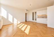 LICHT AN. ALTBAU AN. ANGEKOMMEN. – 2 Zimmer. Ganz oben. Ganz hell. Ganz schön 1050!