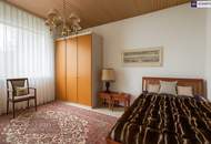 Traumhafter Bungalow mit Indoor-Pool, Weinkeller &amp; großem Garten auf Eigengrund