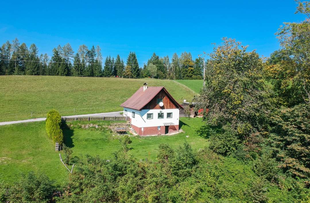 RESERVIERT !! *** Sonnengrund am Plöschenberg oberhalb der Nebelgrenze*** - mit Bestandsobjekt