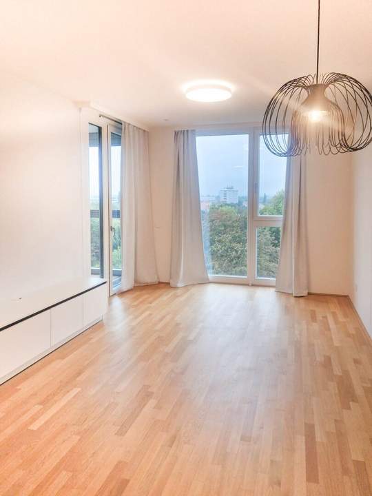 Single/Pärchen-Wohnung mit traumhaften Ausblick / VIENNA TWENTY TWO