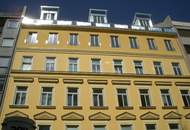 Tolle 2-Zimmer-Dachgeschosswohnung mit Loggia im 5ten!