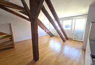 Zentrale Dachgeschoß-Wohnung in ruhiger Innenhoflage : 2 Zimmer plus Galerie - Burggasse 17 - Top 27