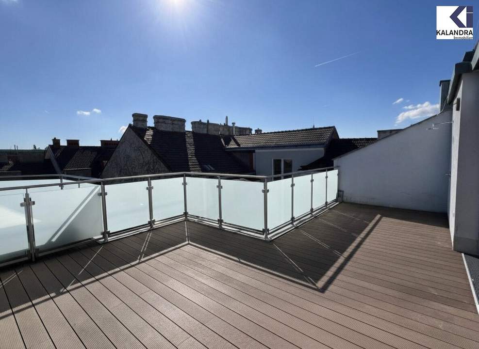 DACHGESCHOSSWOHNUNG IM FASANVIERTEL