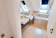 Neuer Preis! Traumhafter Blick auf das Schloss Schönbrunn - Neuer Preis! Happy to be here! Lichtdurchflutet + Super hohe Räume im Dachgeschoss + Terrasse mit Fernblick + Beste Infrastruktur und Anbindung!