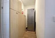 Möblierte 2-Zimmer-Wohnung im 3. Liftstock mit Freifläche in U6-Nähe
