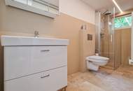 Grüne Oase in Prestige-Lage, Stilvilla mit ca. 1.600 m² Grund, Gästehaus, 2 Garagen und großem Pool