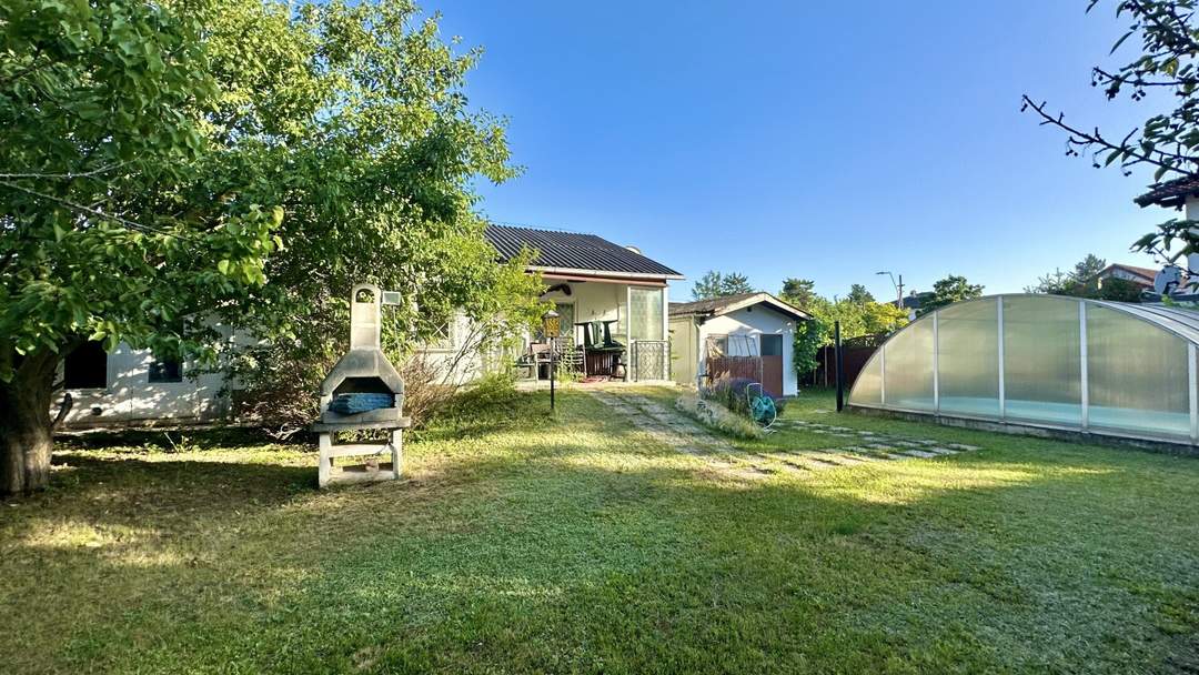 Mehr als Bestand. Ein Grundstück mit Perspektive.