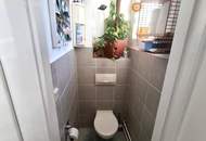 Wohnen zwischen Stil und Natur – wunderschöne lichtdurchflutete Altbauwohnung mitten im Grünen