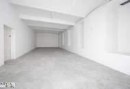 Repräsentatives Geschäftslokal mit optionalen Wohn‑/Büroräumlichkeiten im Altbau