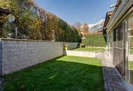 Attraktive Doppelhaushälfte mit sonnigem Wintergarten in ruhiger Lage