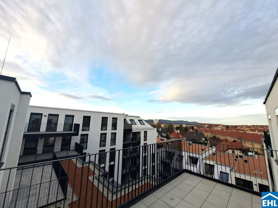 Terrassenwohnung mit Fernblick! Tiefgaragenplatz inklusive!