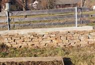 Bauland und Rohbau Wirtschaftsgebäude mit der Möglichkeit der Nutzungsänderung