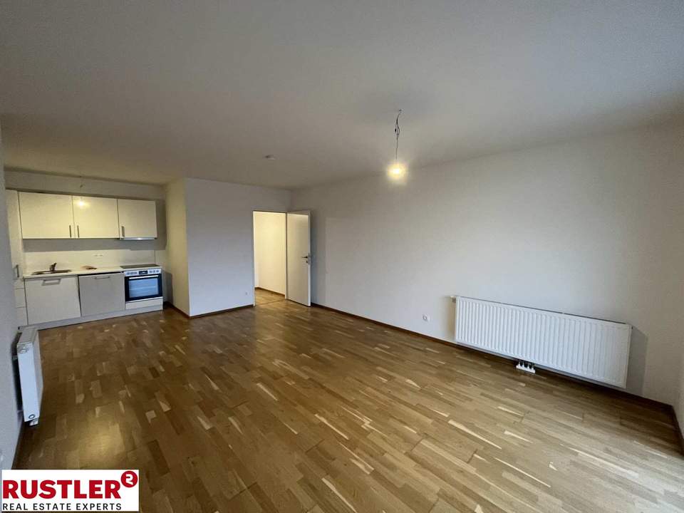 Helle und geräumige 3-Zimmer-Wohnung mit Balkon