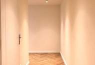 1030! 4-Zimmer DG mit Balkon Nähe Urania!