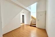 3-Zimmer Dachgeschoss mit hofseitiger Terrasse - U-Bahn in fußläufig erreichbar