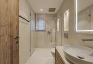 Luxus-Gartenwohnung mit Pool in absoluter Toplage