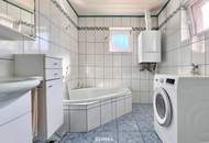 Gepflegtes Haus mit uneinsehbarem Garten