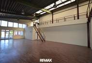 Halle, Schauraum, Tanzsaal, Autosalon...