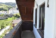 Sonnige 4 Zi-Dachgeschosswohnung mit Terrasse und Balkon!