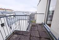 DACHGESCHOSS, gepflegte 103 m2 Neubau mit Loggia und Balkon, Wohnküche, 3 Zimmer, Wannenbad, Parketten, Holbeingasse