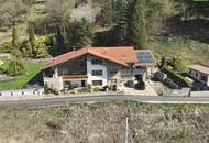 Riesiges Ein- oder Zweifamilienhaus mit 359 m² Wohnfläche, 2 Terrassen, Garage und Fernblick in Thalheim