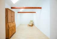 Traumhafte Grünruhelage in einer Sackgasse: Voll unterkellertes Familienhaus mit Carports