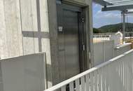 RIESIGE DACHTERRASSE + HOCHWERTIGE AUSSTATTUNG + SÜD/WEST Ausrichtung! + Tiefgarage! Nur 7 Min. von Graz entfernt!!