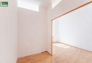 Hofseitige Altbau-Wohnung zum Anlegerpreis mit Bad und WC, Lift und bester Anbindung beim Bahnhof Meidling! Ideale Wertanlage!