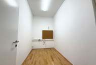 Klagenfurt - Villacher Straße: Geschäftsfläche mit PKW Stellplätzen