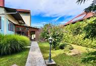 Zweifamilienhaus mit Charme – Top-saniert mit Garten & Pool
