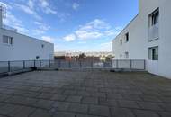 Neubau-Wohnung mit Balkon und Garagenplatz! Blick auf den Kahlenberg!