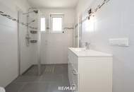 Voll unterkellertes Zweifamilienhaus mit Garten, Carport &amp; Garage in sonniger Zentrumslage von Bad Hall!