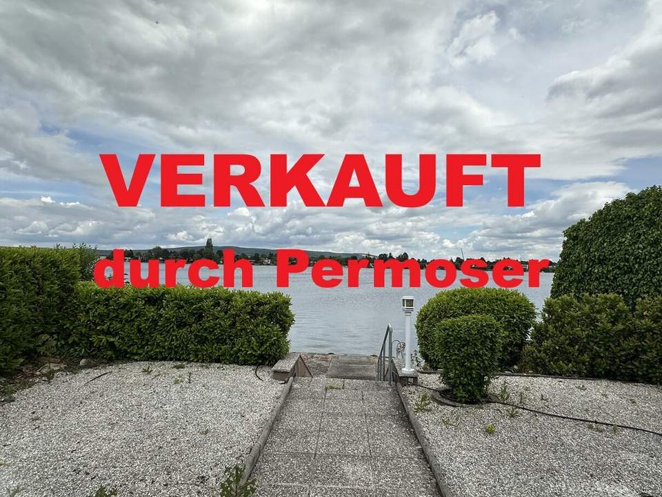 große UFERPARZELLE – renoviertes Seehaus mit traumhaftem breiten Uferbereich und Doppelgarage auf Pachtgrund zu verkaufen