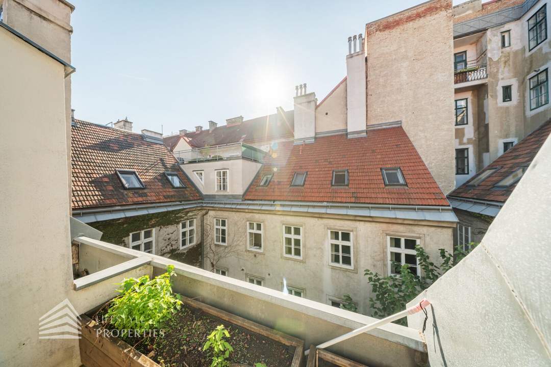 Zentrale 2-Zimmer Terrassenwohnung, Nähe Rathaus