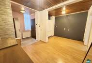 NEUER PREIS - Sanierungsbedürftige 3 Zimmer- Altbauwohnung mit Entwicklungspotenzial – nahe Matzleinsdorfer Platz