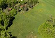 Idyllisches Holzhaus mit großzügigem Grundstück
