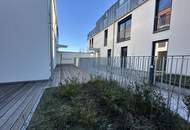 Erstbezug: 3 Zimmer-Mietwohnung mit sonnigen Terrassenflächen und Garten