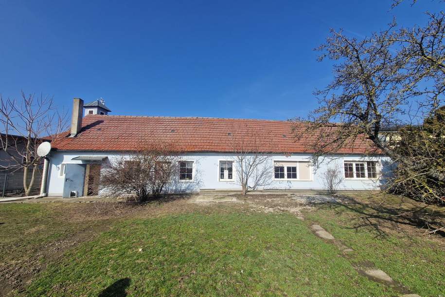 BAUTRÄGERLIEGENSCHAFT ODER SANIERUNGSBEDÜRTIGES LANDHAUS MIT BAULANDRESERVE IN SEHR GUTER WOHNLAGE MIT HERRLICHEM GARTEN, Haus-kauf, 247.000,€, 3435 Tulln