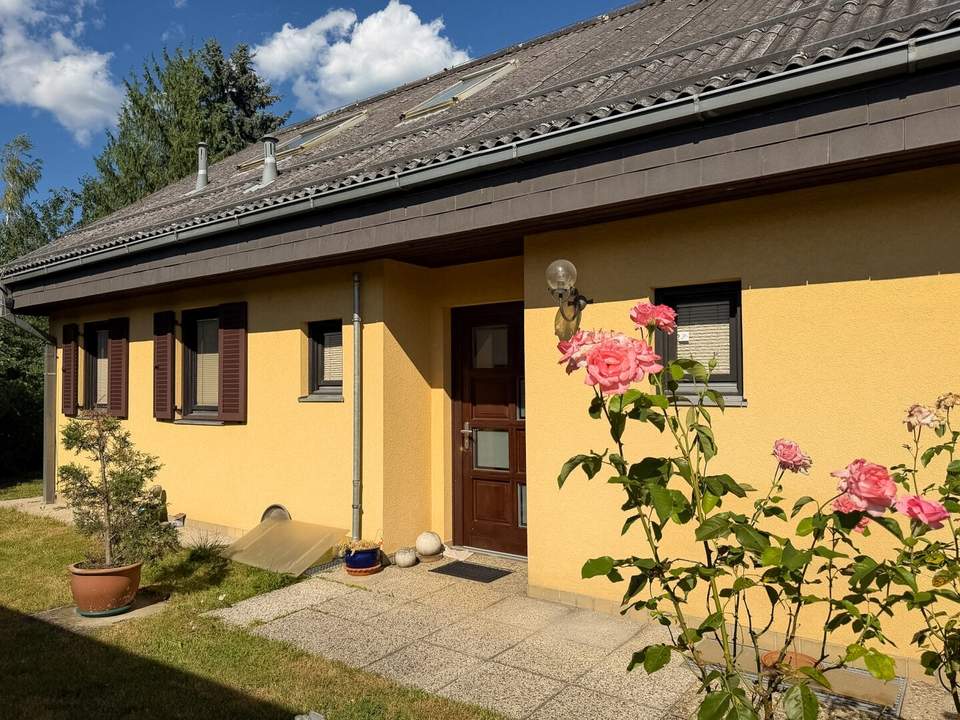 Perfektes Familienparadies mit traumhaften Garten in Sackgassenlage