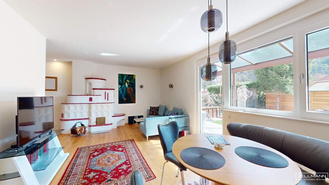 BERNDORF | tolles Reihenhaus, modern, qualitativ hochwertig saniert | ZELLMANN IMMOBILIEN