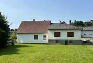 2 Häuser, ruhig gelegen, mit ebenem Garten