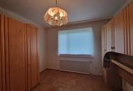 WOHN- UND GESCHÄFTSHAUS ALS GROSSZÜGIGES LANDHAUS MIT GESCHLOSSENEM INNENHOF, WERKSTATT, BÄCKEREI, KAFFEEHAUS UND NEBENGEBÄUDEN