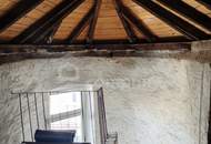 Blick über Währing: Dachgeschosswohnung mit Ausbaupotenzial!