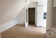 2-Zimmer Dachgeschoss Wohnung! Top-Ausstattung!