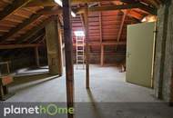 Eckgrundstück mit Familienhaus