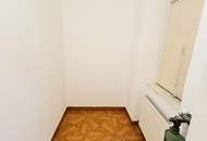 Charmantes Altbaubüro mit Wintergarten und Terrasse! Mietdauer unbefristet!