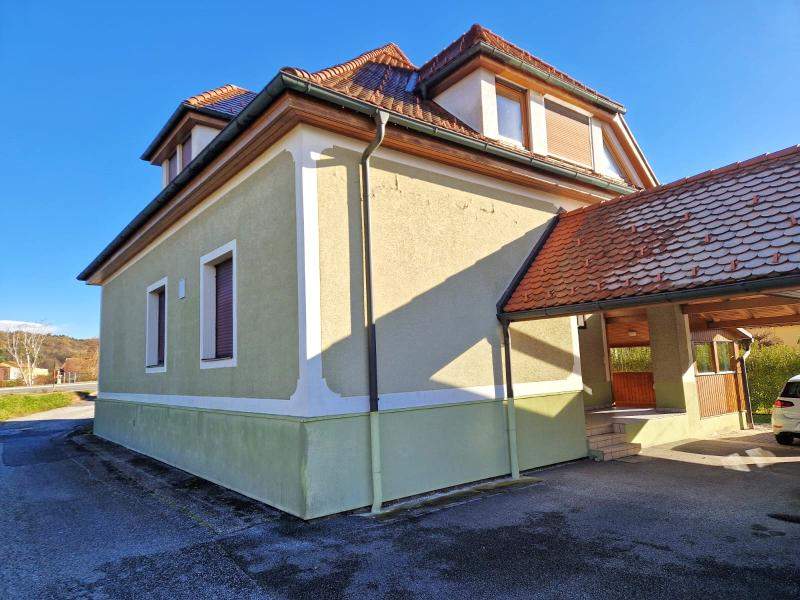 Großzügiges Mehrfamilienhaus (188m²) in zentraler Lage in Rudersdorf!