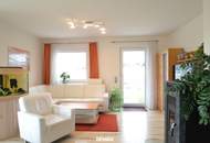 Neuwertiges Haus auf großem Baugrund in Randlage