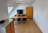 Büro, Praxis, Studio, Atelier repräsentativ, hell, im Zentrum